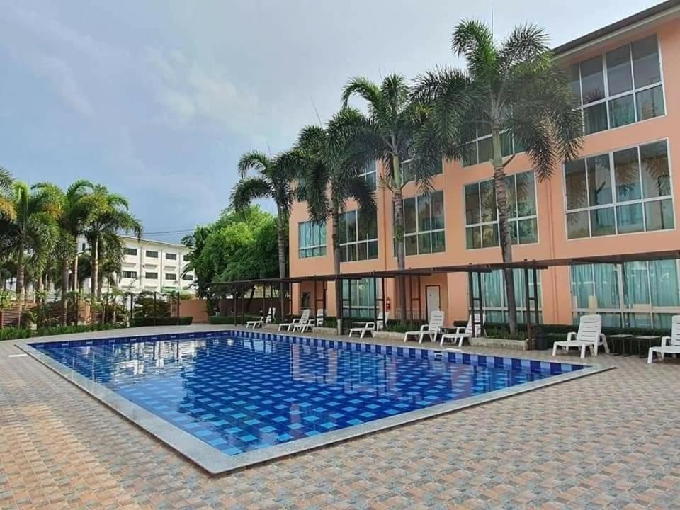 The Victory Hotel Ban Muang Daeng Extérieur photo