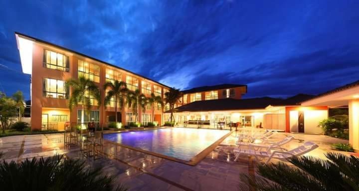 The Victory Hotel Ban Muang Daeng Extérieur photo