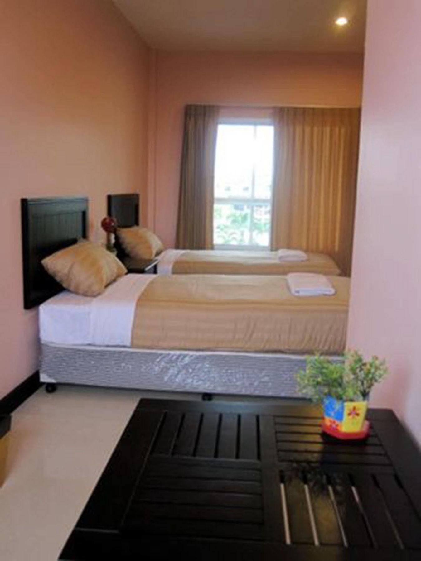The Victory Hotel Ban Muang Daeng Extérieur photo